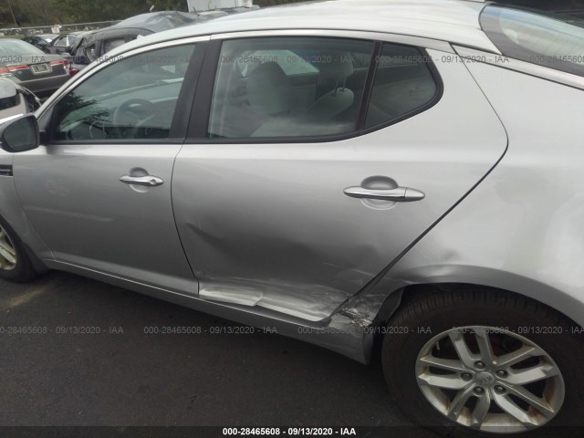 Photo 5 VIN: KNAGM4A78D5391782 - KIA OPTIMA 