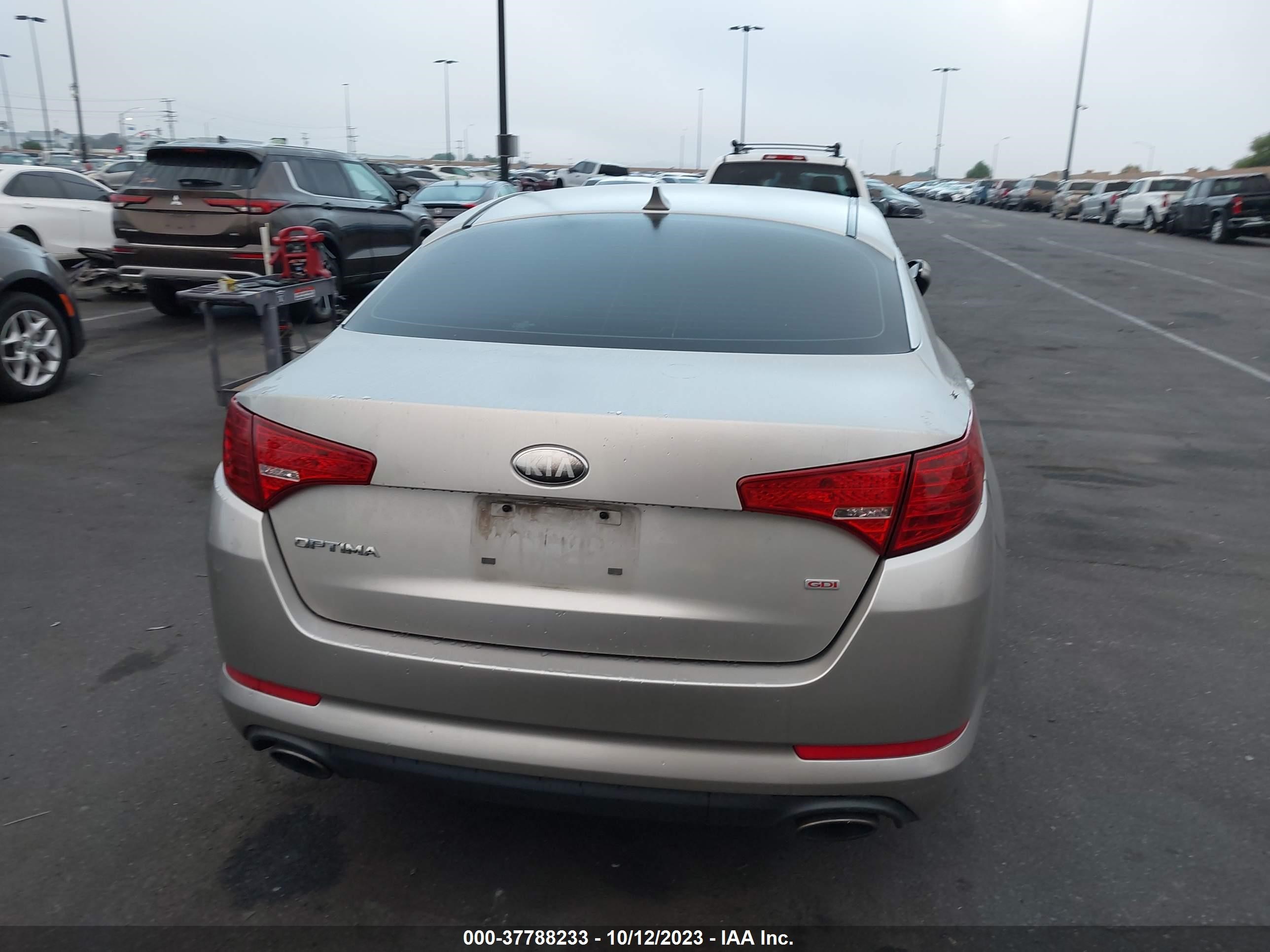 Photo 15 VIN: KNAGM4A78D5403140 - KIA OPTIMA 