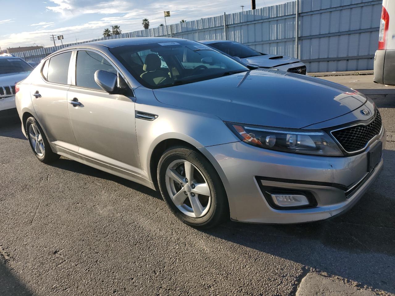 Photo 3 VIN: KNAGM4A78F5529145 - KIA OPTIMA 