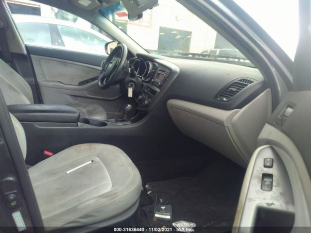 Photo 4 VIN: KNAGM4A79B5136474 - KIA OPTIMA 