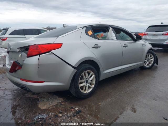 Photo 3 VIN: KNAGM4A7XB5140341 - KIA OPTIMA 