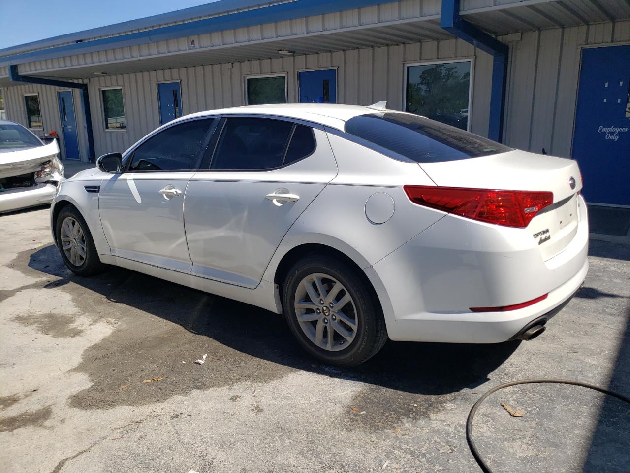 Photo 1 VIN: KNAGM4A7XB5152957 - KIA OPTIMA 