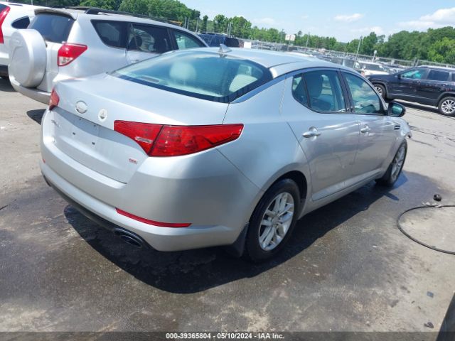 Photo 3 VIN: KNAGM4A7XD5352918 - KIA OPTIMA 