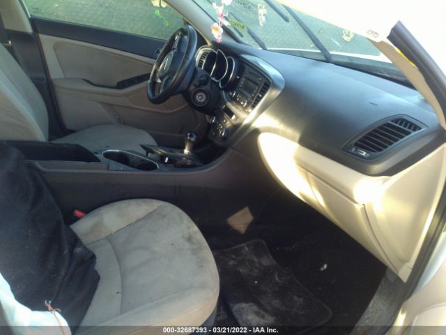 Photo 4 VIN: KNAGM4A7XE5508943 - KIA OPTIMA 