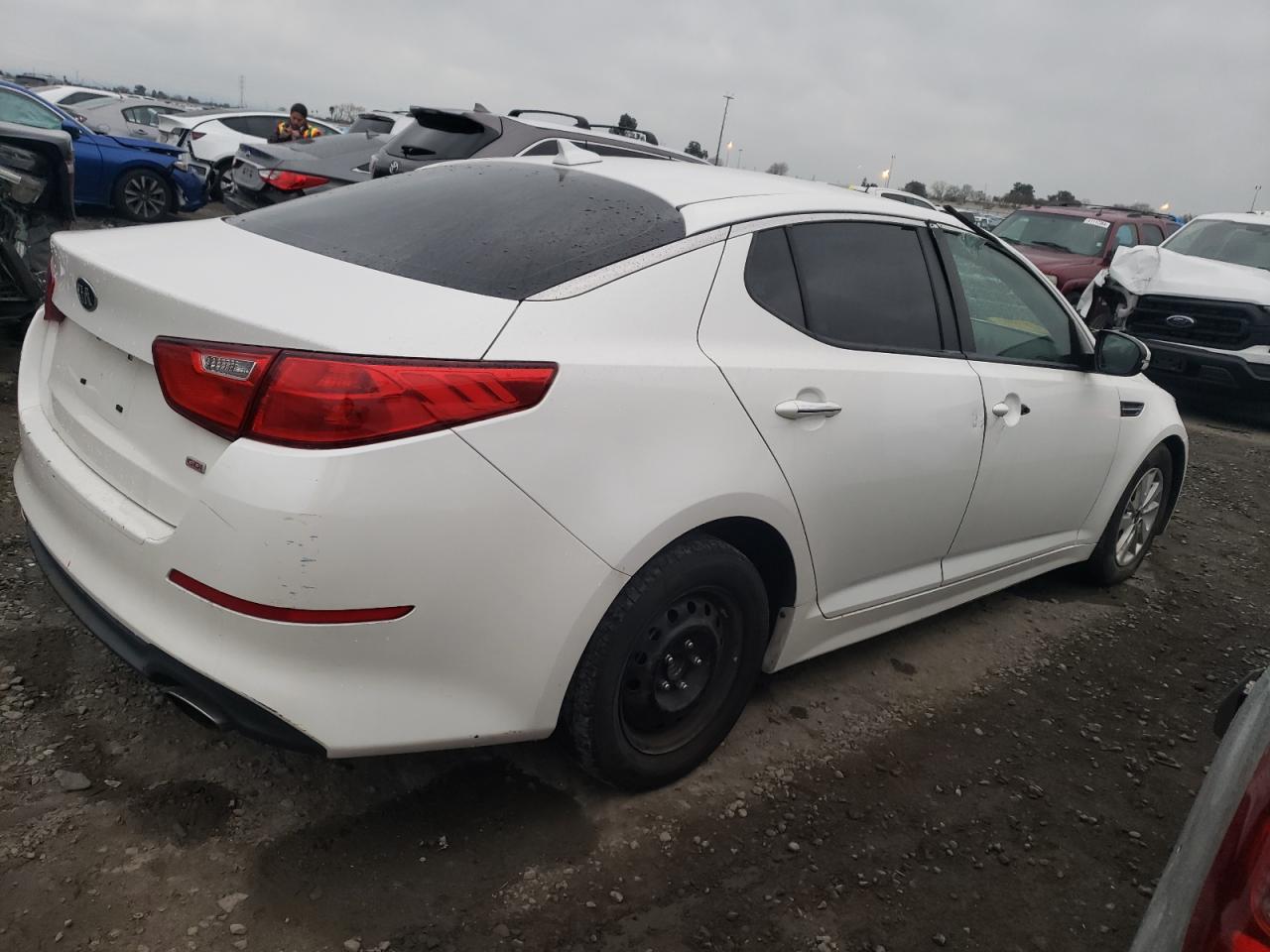 Photo 3 VIN: KNAGM4A7XF5546884 - KIA OPTIMA 