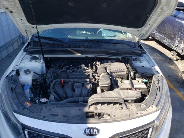 Photo 6 VIN: KNAGM4A7XF5633877 - KIA OPTIMA LX 