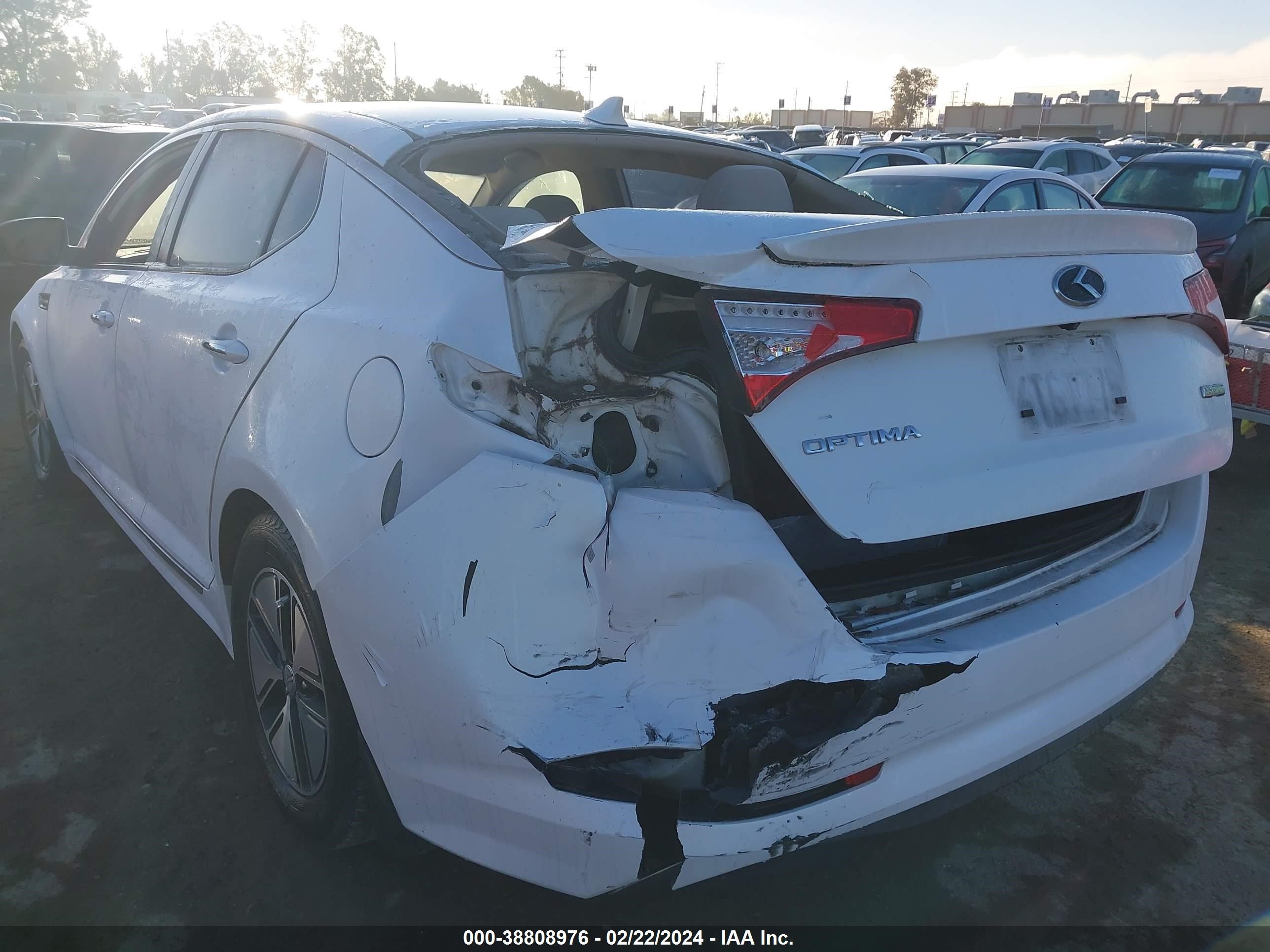 Photo 4 VIN: KNAGM4AD2C5020394 - KIA OPTIMA 