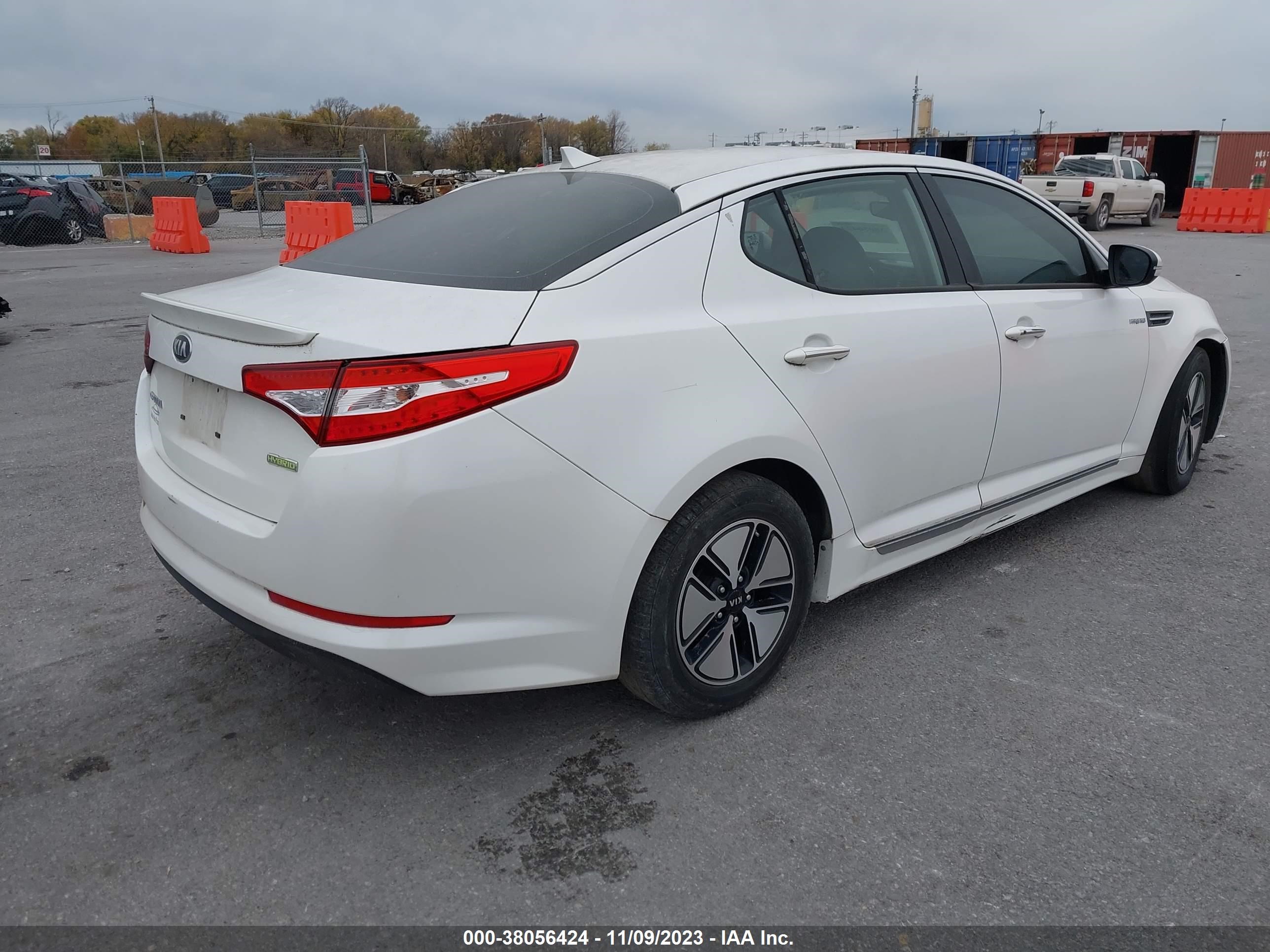 Photo 3 VIN: KNAGM4AD2D5043062 - KIA OPTIMA 