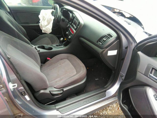 Photo 4 VIN: KNAGM4AD5B5000512 - KIA OPTIMA 