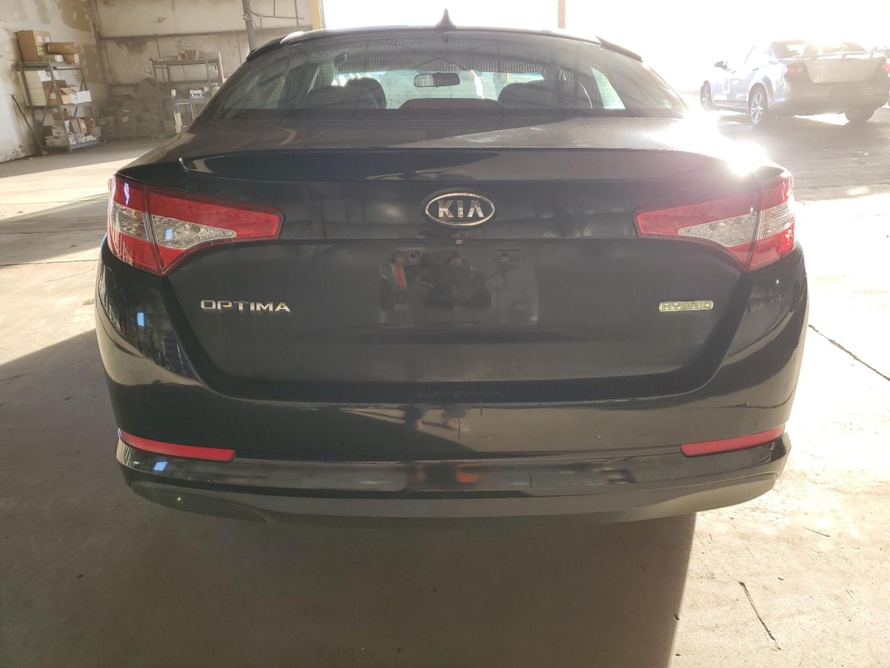 Photo 5 VIN: KNAGM4AD5B5002874 - KIA OPTIMA 