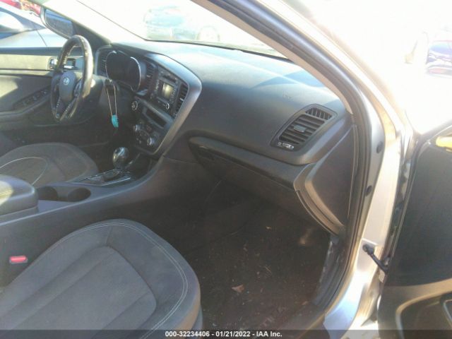 Photo 4 VIN: KNAGM4AD5B5005516 - KIA OPTIMA 