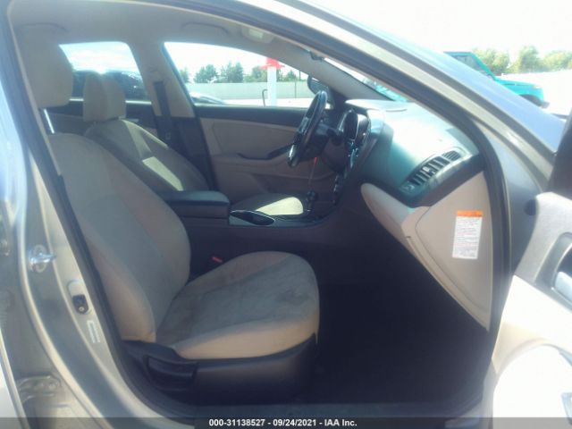 Photo 4 VIN: KNAGM4AD5F5082988 - KIA OPTIMA HYBRID 