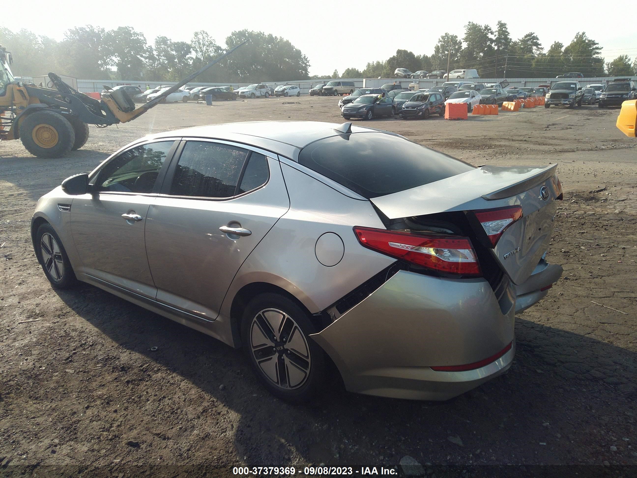 Photo 2 VIN: KNAGM4AD6C5027817 - KIA OPTIMA 