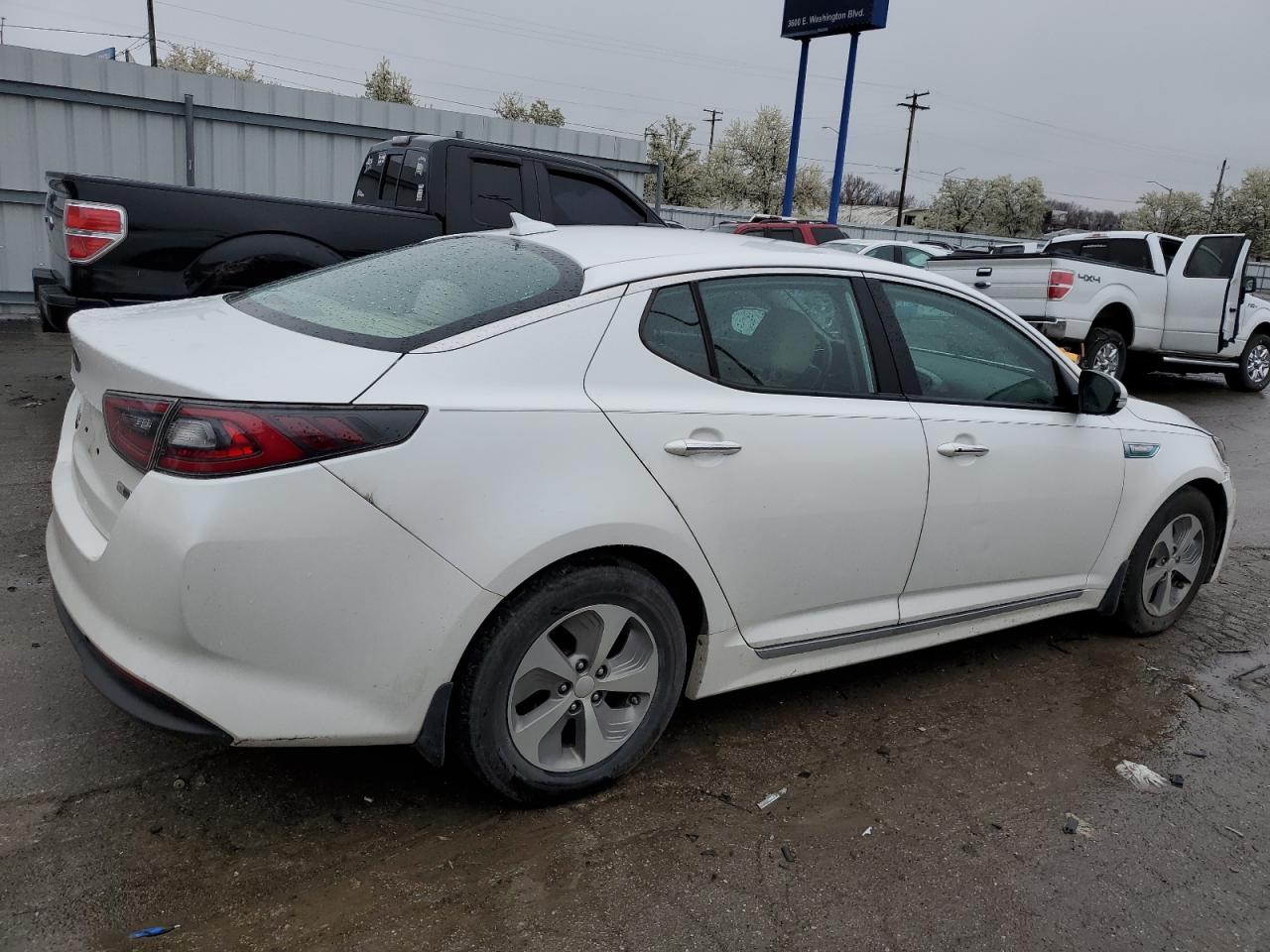 Photo 2 VIN: KNAGM4AD7E5074728 - KIA OPTIMA 