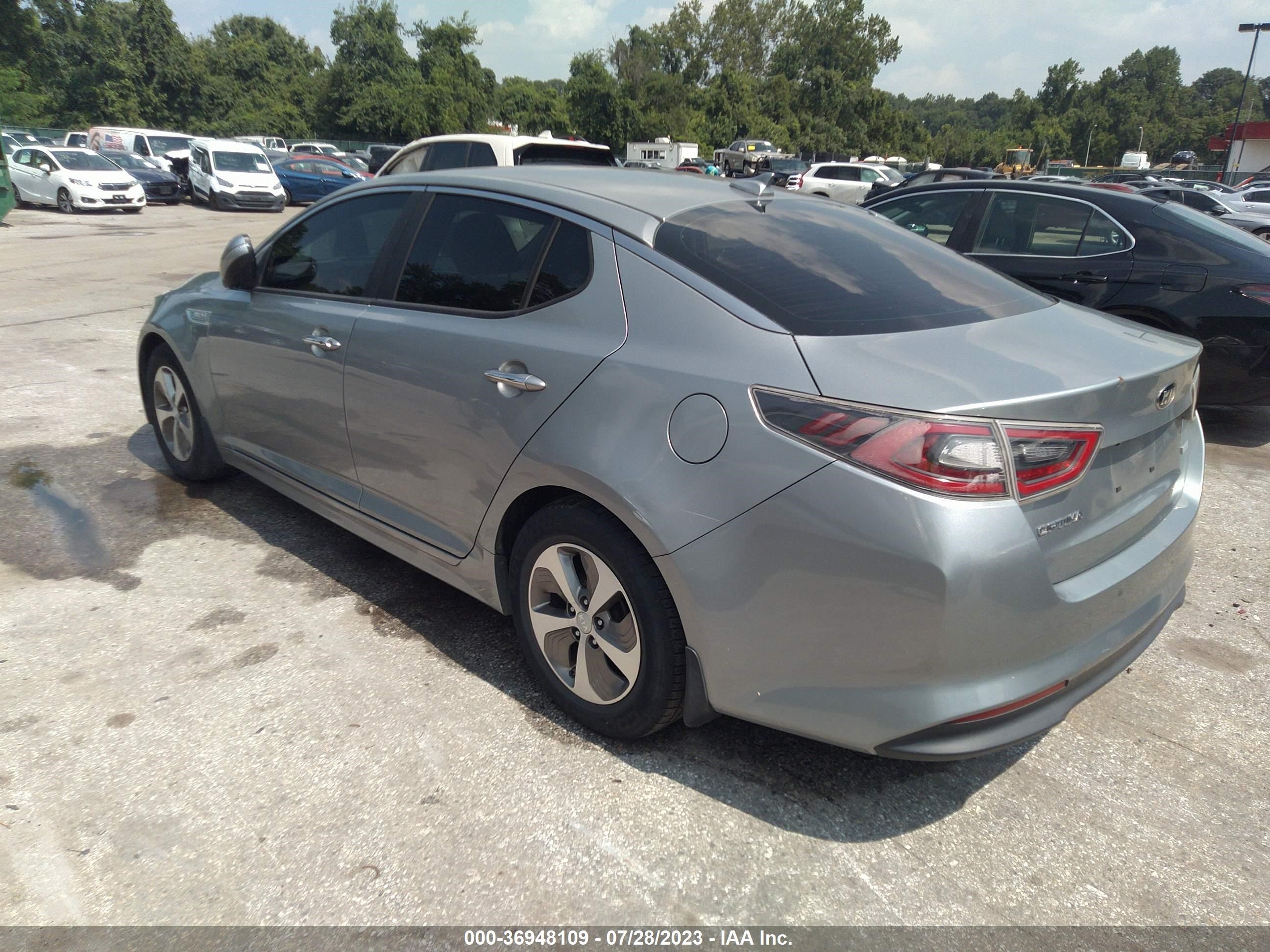 Photo 2 VIN: KNAGM4AD8E5070378 - KIA OPTIMA 