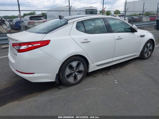 Photo 3 VIN: KNAGM4AD9D5049957 - KIA OPTIMA HYBRID 