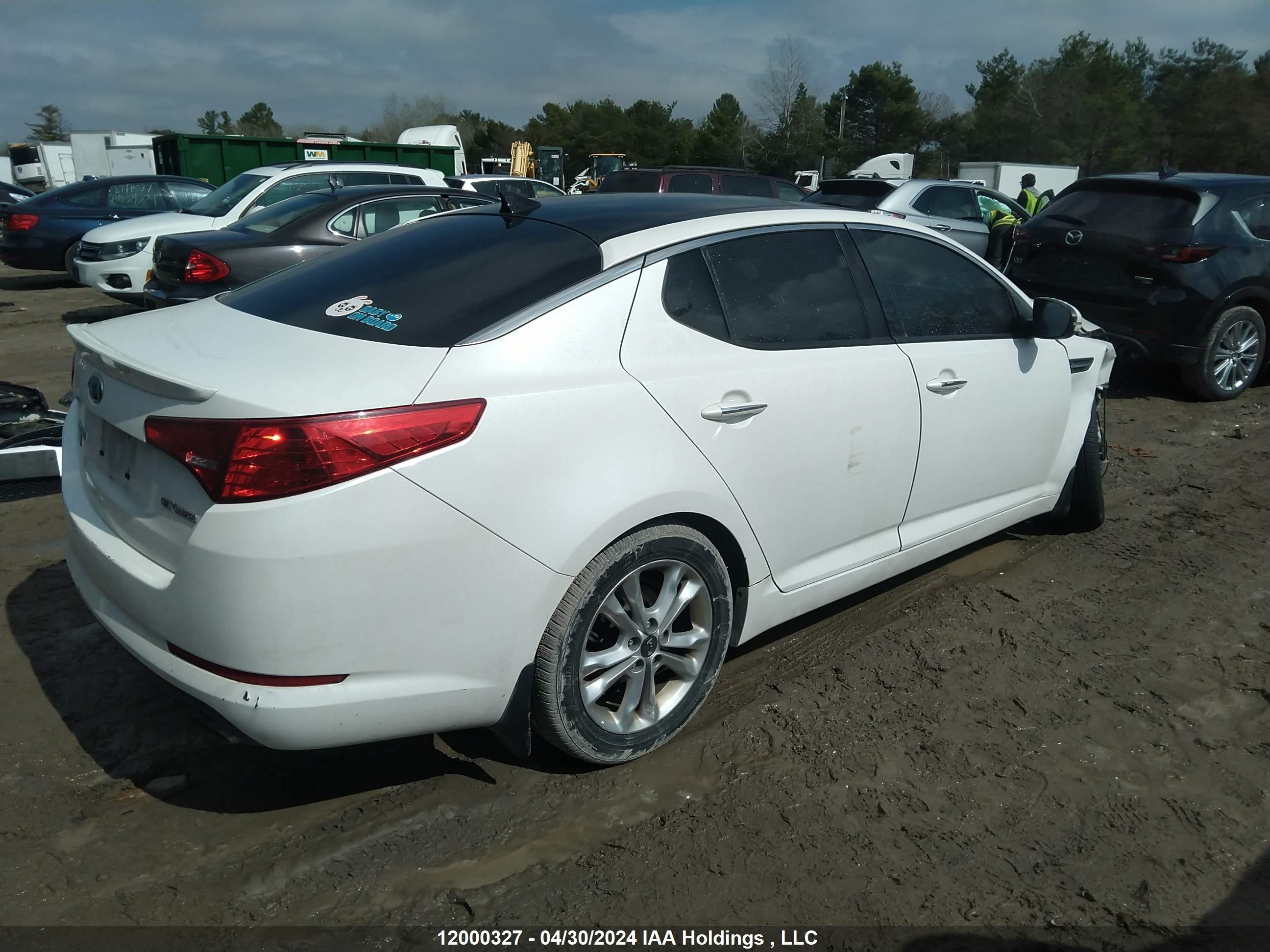 Photo 3 VIN: KNAGN4A60C5263152 - KIA OPTIMA 