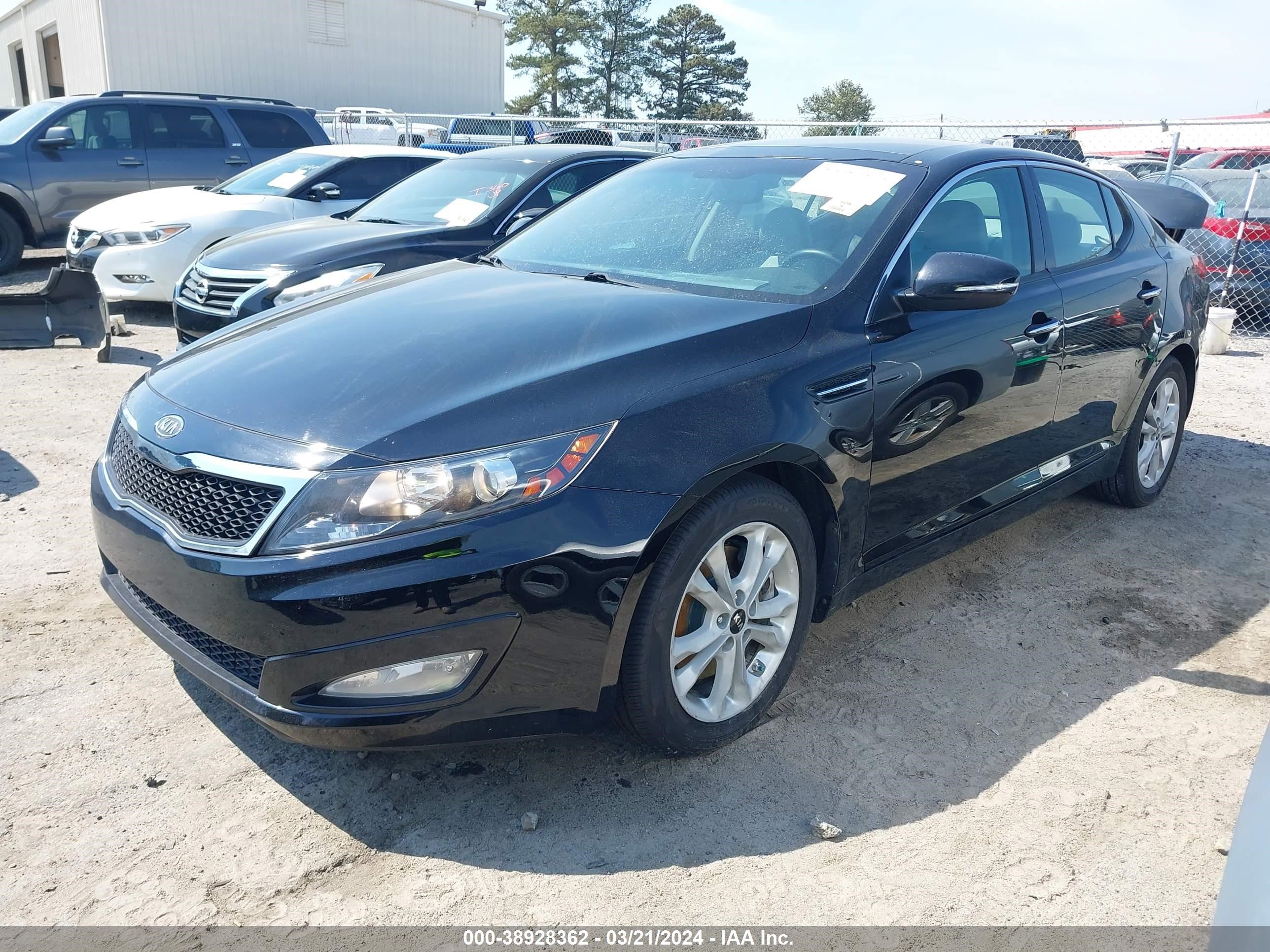 Photo 1 VIN: KNAGN4A64B5160749 - KIA OPTIMA 