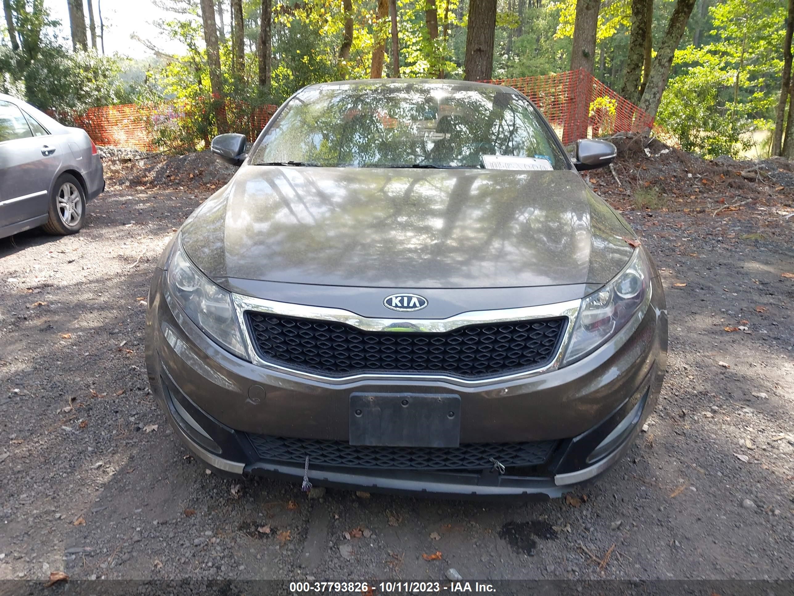 Photo 5 VIN: KNAGN4A71B5164394 - KIA OPTIMA 