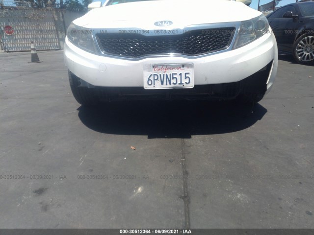 Photo 5 VIN: KNAGN4A72B5055894 - KIA OPTIMA 