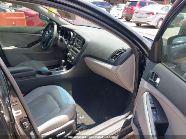 Photo 4 VIN: KNAGN4A75B5137683 - KIA OPTIMA 