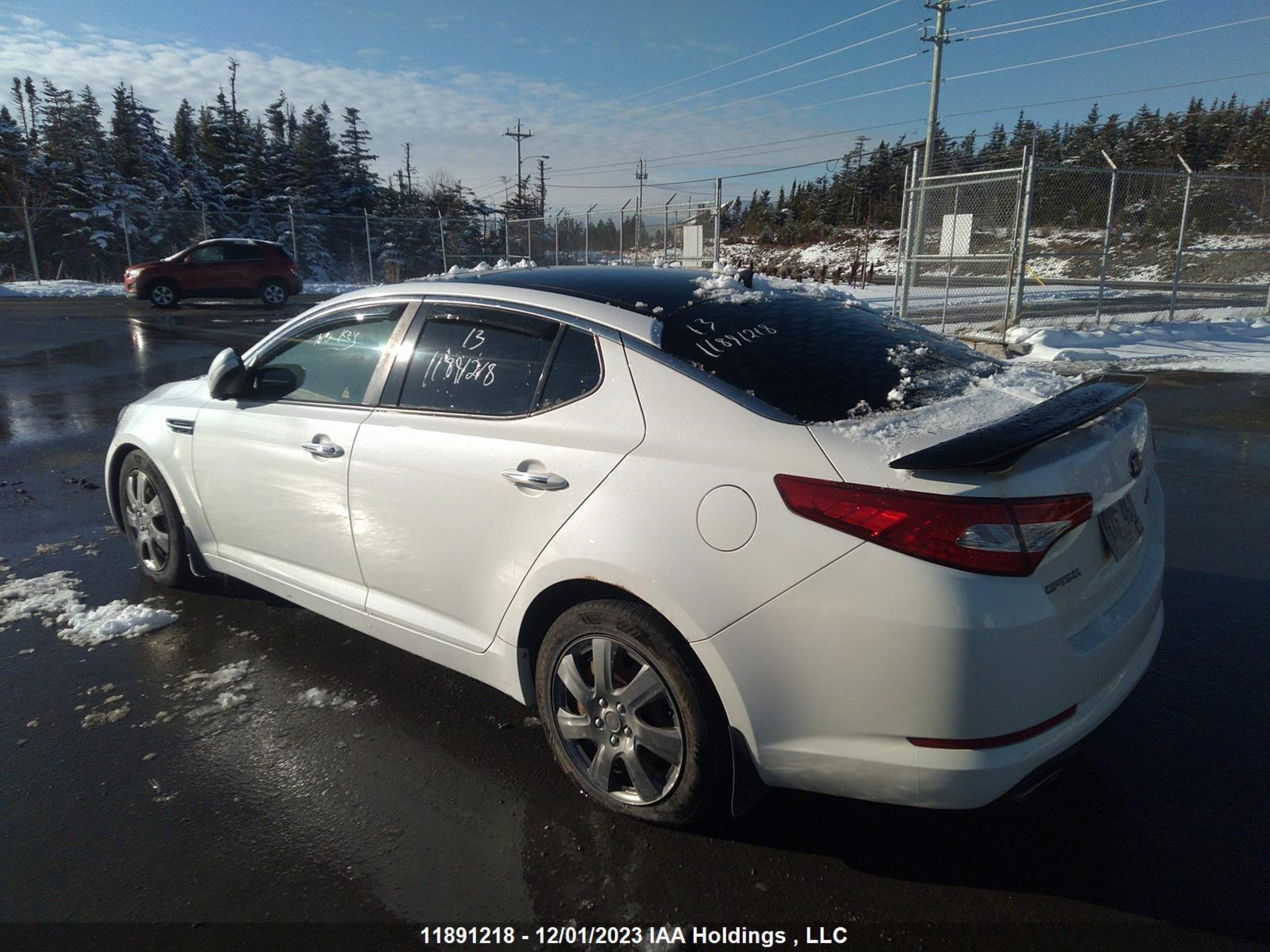 Photo 2 VIN: KNAGN4A76D5323588 - KIA OPTIMA 