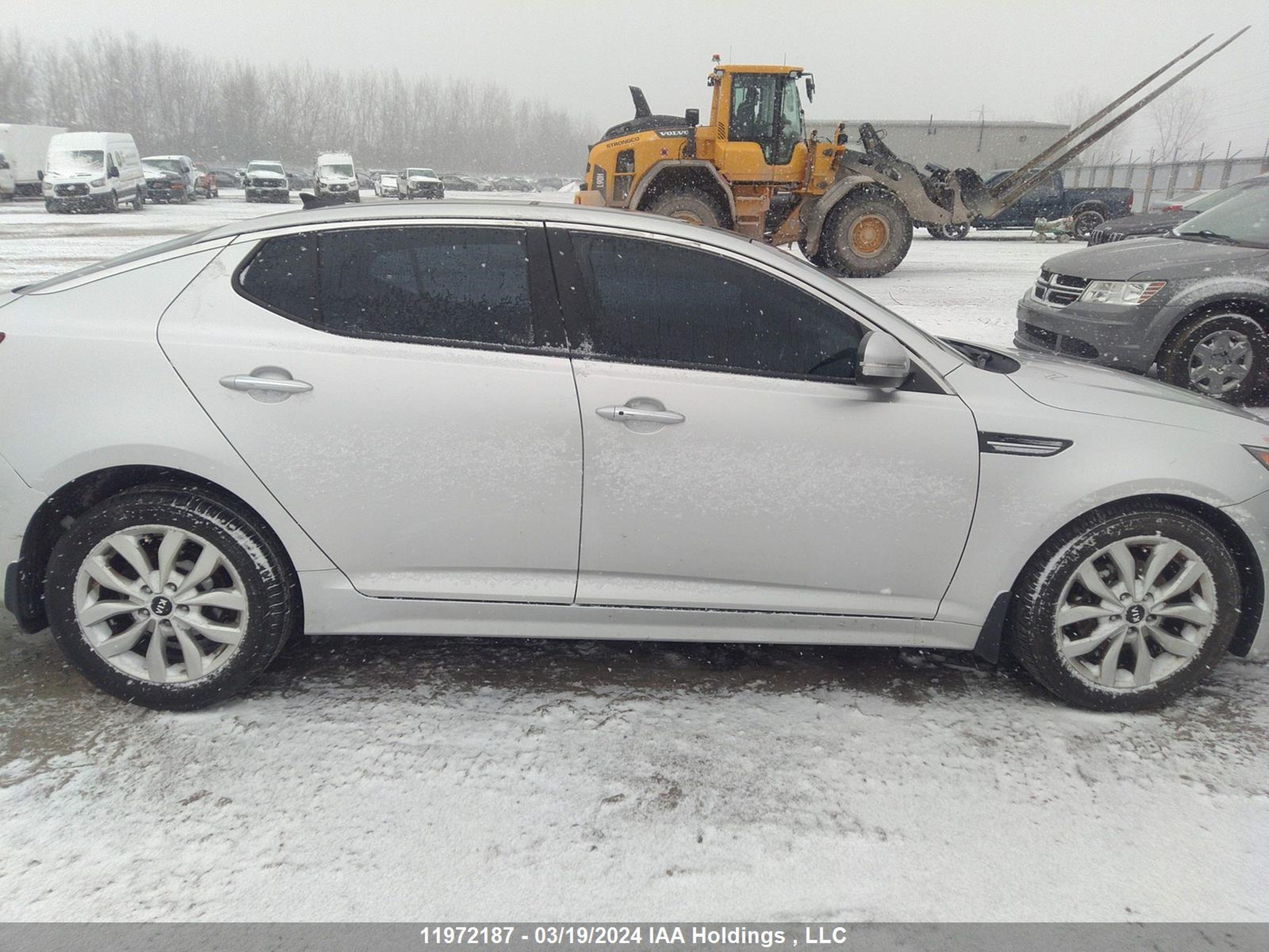 Photo 13 VIN: KNAGN4A77E5511439 - KIA OPTIMA 