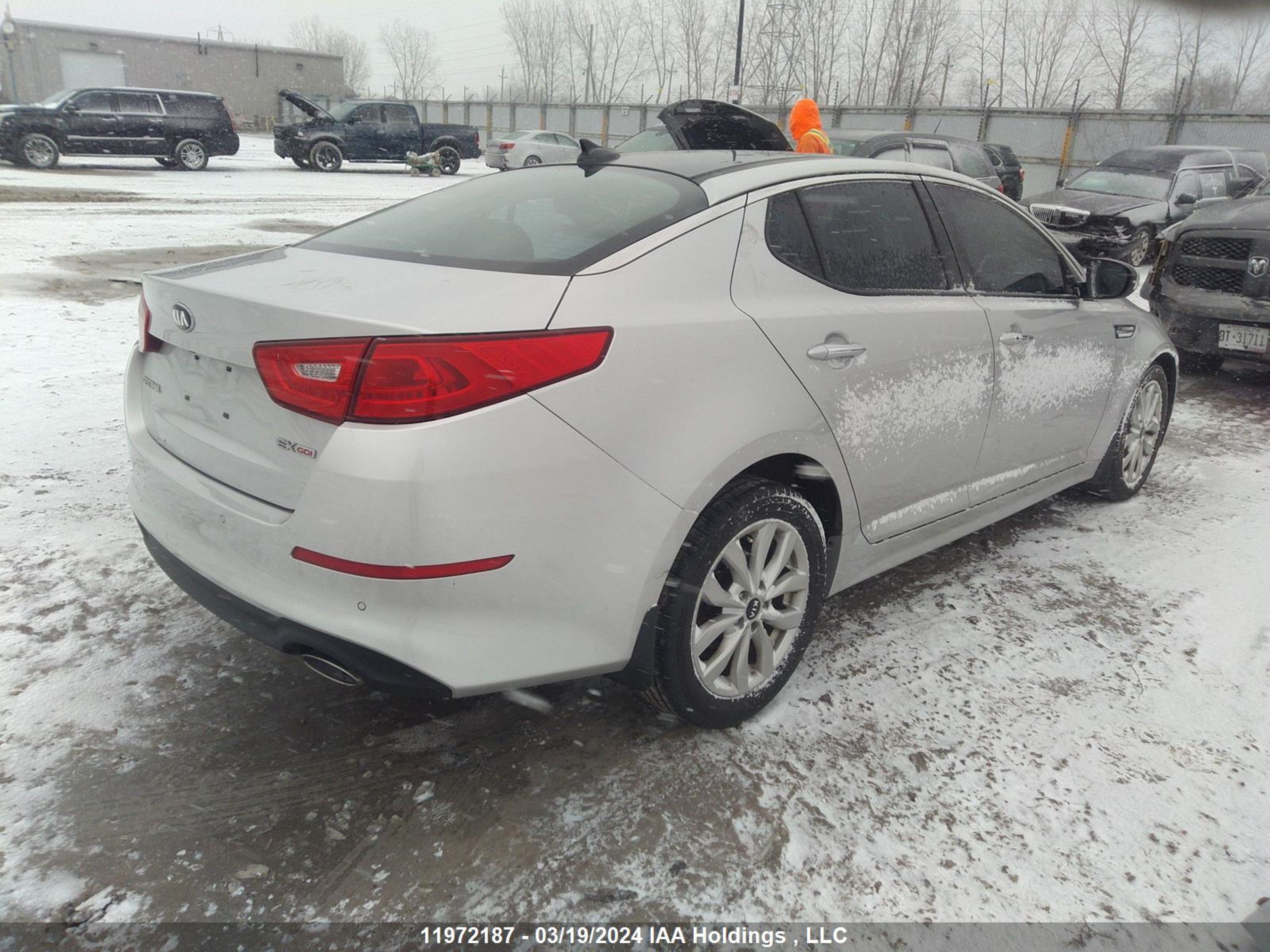 Photo 3 VIN: KNAGN4A77E5511439 - KIA OPTIMA 