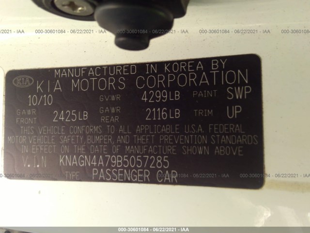 Photo 8 VIN: KNAGN4A79B5057285 - KIA OPTIMA 