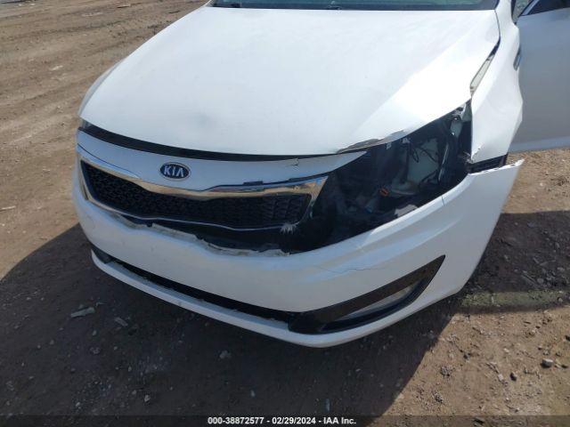 Photo 5 VIN: KNAGN4A7XB5177807 - KIA OPTIMA 