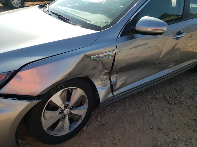 Photo 8 VIN: KNAGN4AD1E5075533 - KIA OPTIMA HYB 