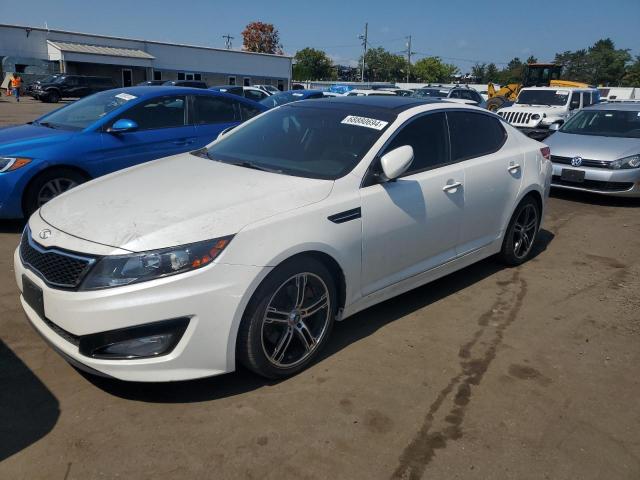 Photo 0 VIN: KNAGR4A62B5138995 - KIA OPTIMA SX 