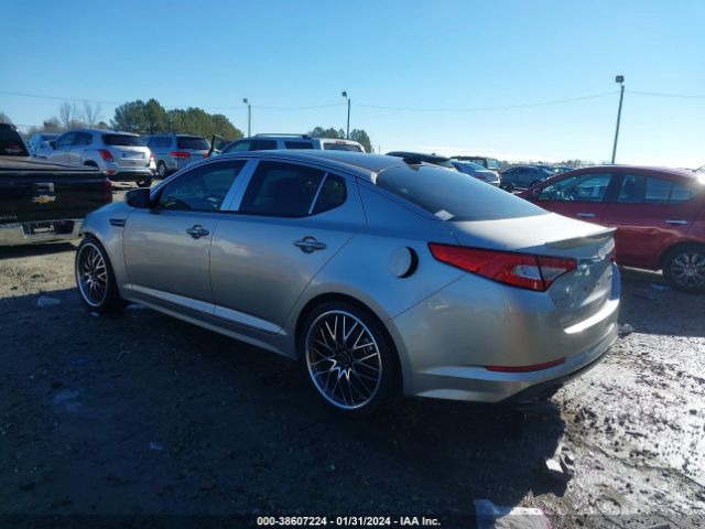 Photo 2 VIN: KNAGR4A64B5135841 - KIA OPTIMA 