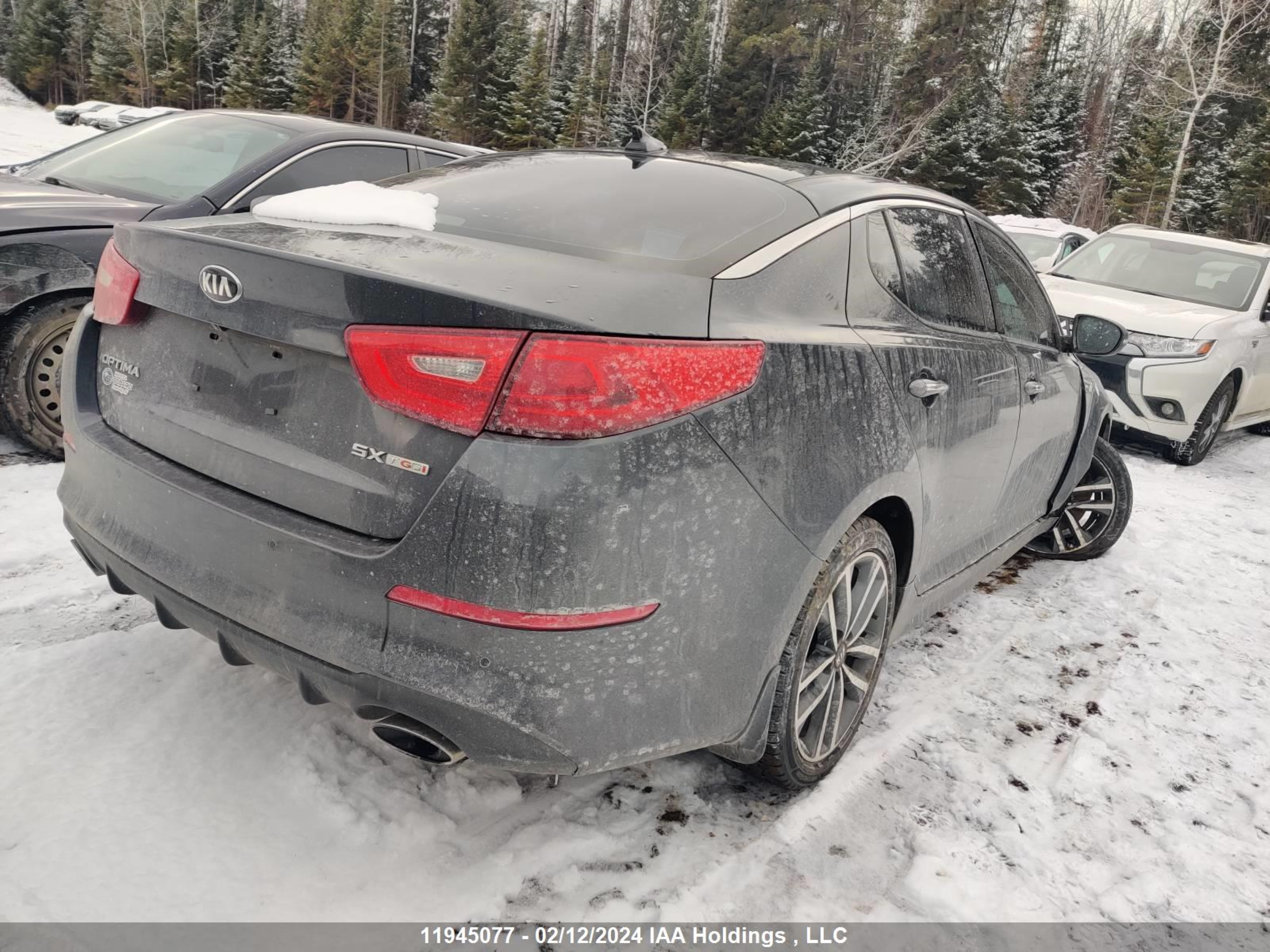 Photo 4 VIN: KNAGR4A6XE5467268 - KIA OPTIMA 