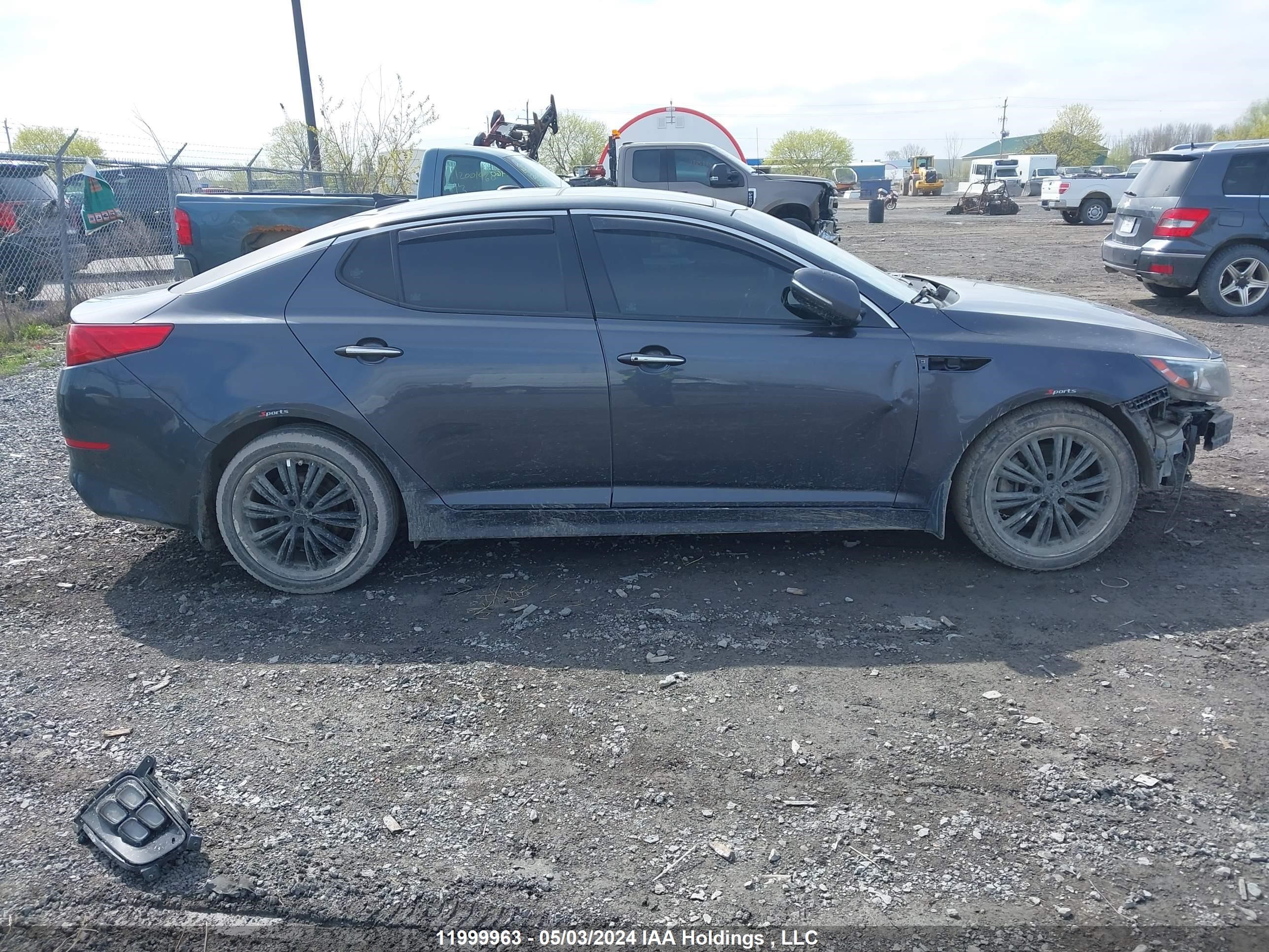 Photo 12 VIN: KNAGR4A6XE5516775 - KIA OPTIMA 