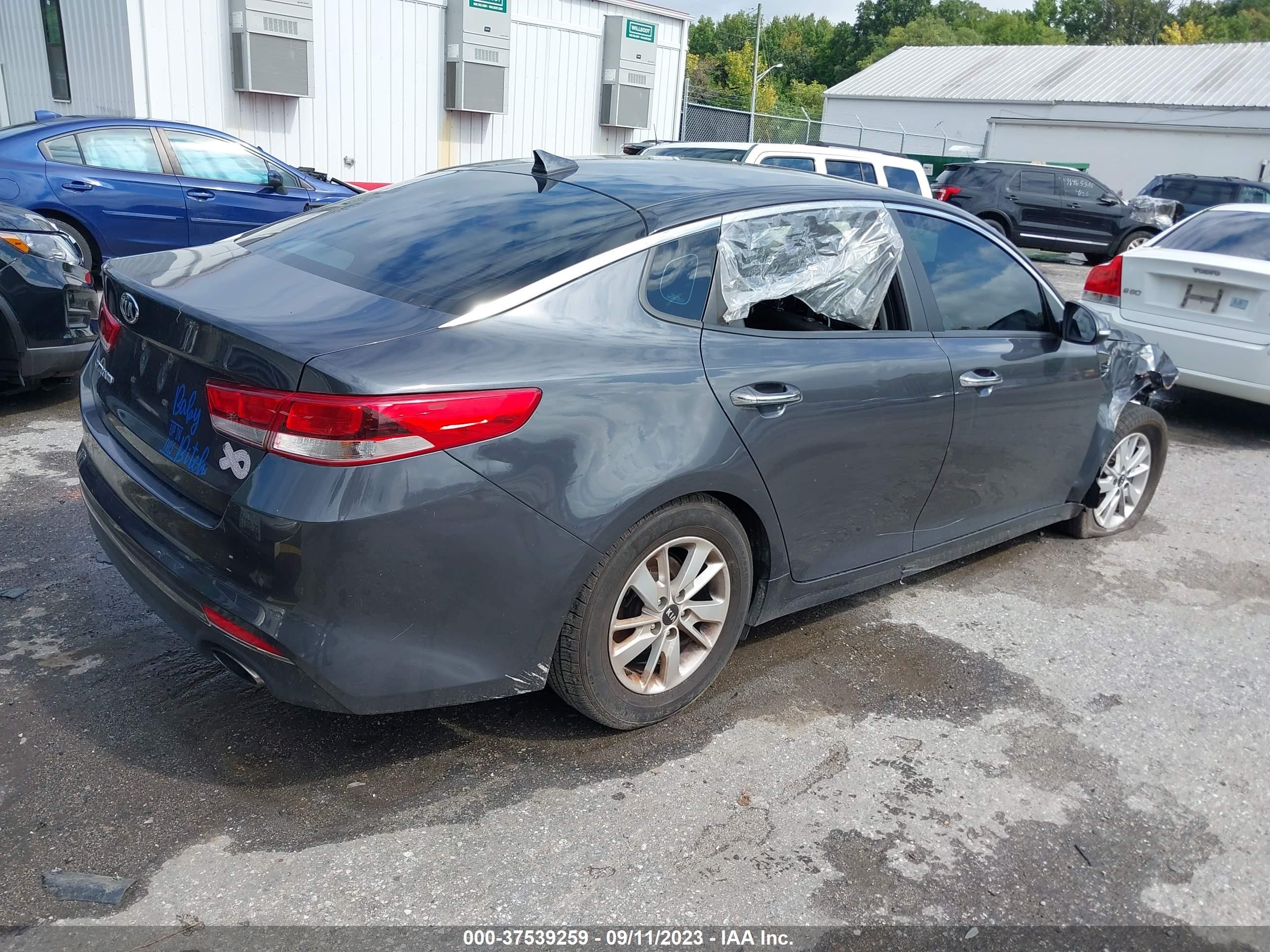 Photo 3 VIN: KNAGT4L30J5212093 - KIA OPTIMA LX 