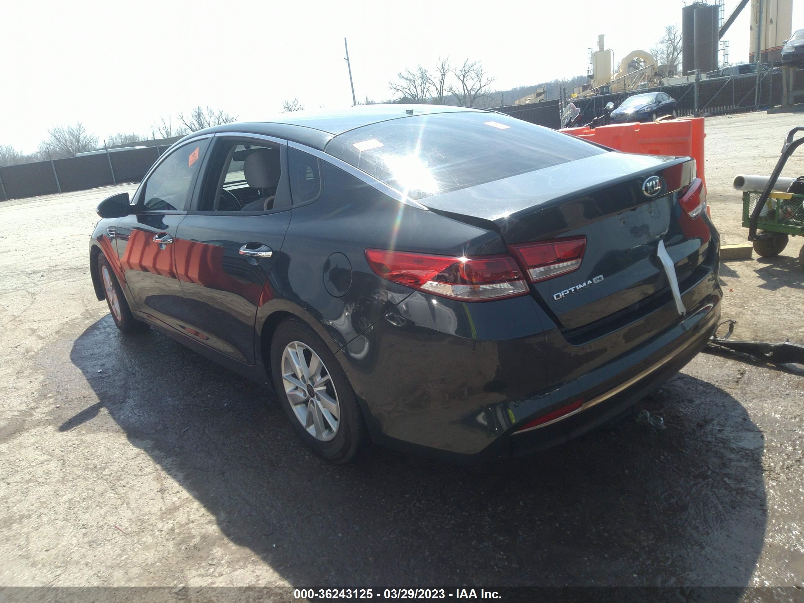 Photo 2 VIN: KNAGT4L31G5071687 - KIA OPTIMA 