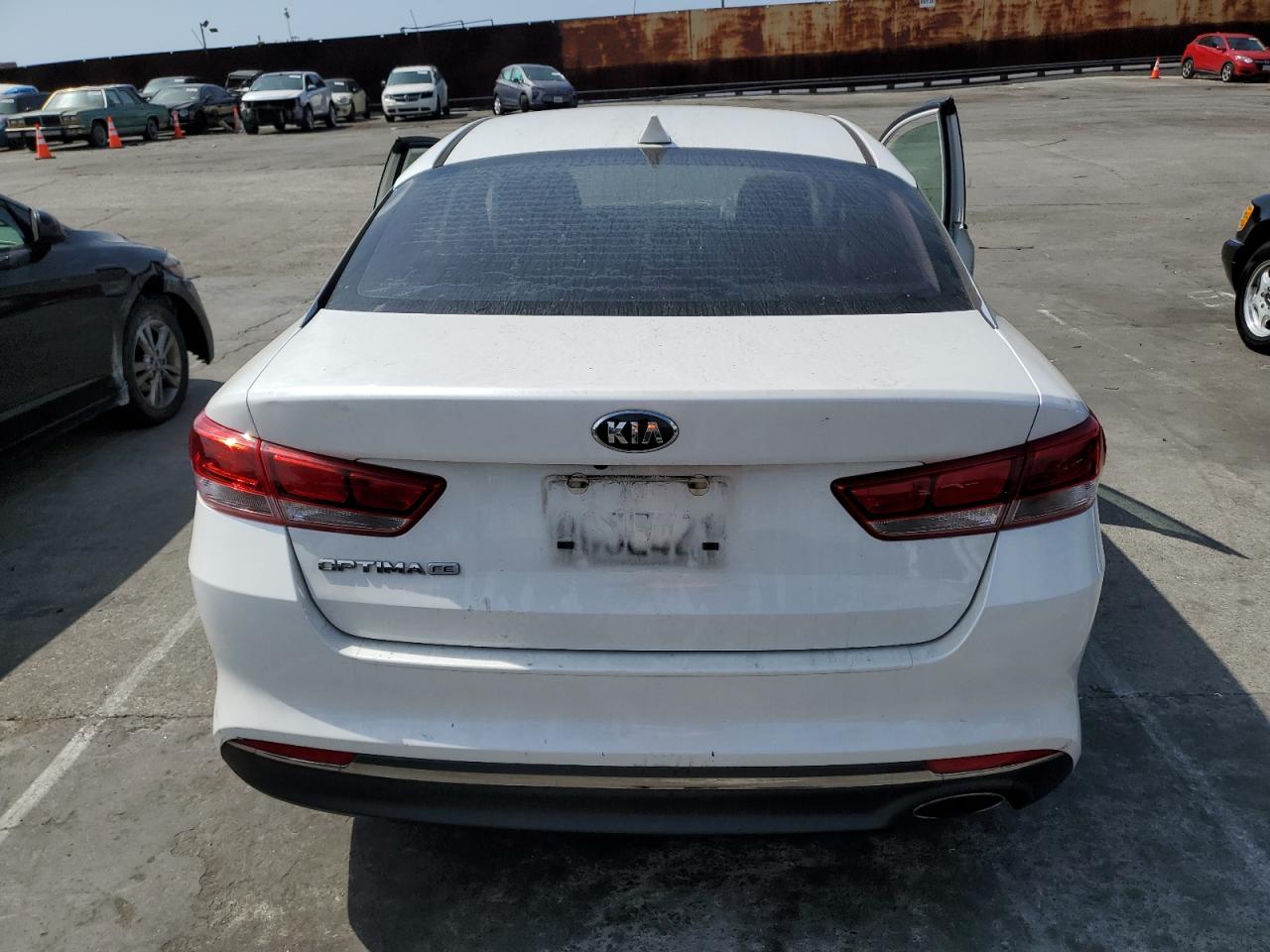 Photo 5 VIN: KNAGT4L35G5069845 - KIA OPTIMA 