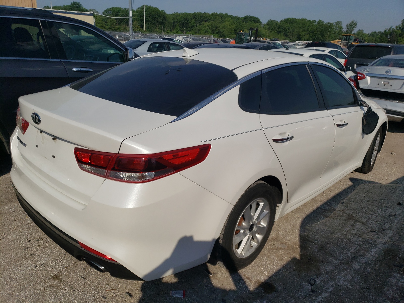 Photo 3 VIN: KNAGT4L35G5106991 - KIA OPTIMA 