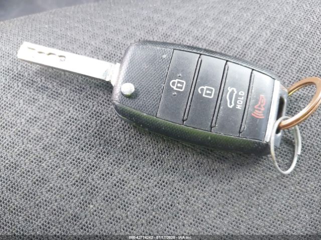 Photo 10 VIN: KNAGT4L38G5103244 - KIA OPTIMA 