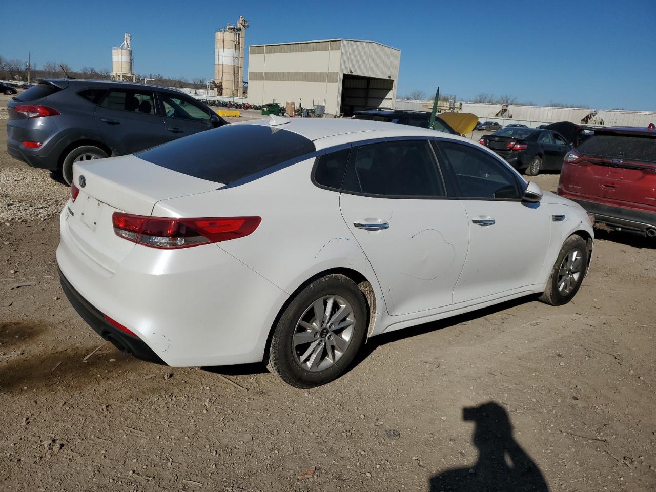 Photo 2 VIN: KNAGT4L39H5141485 - KIA OPTIMA 