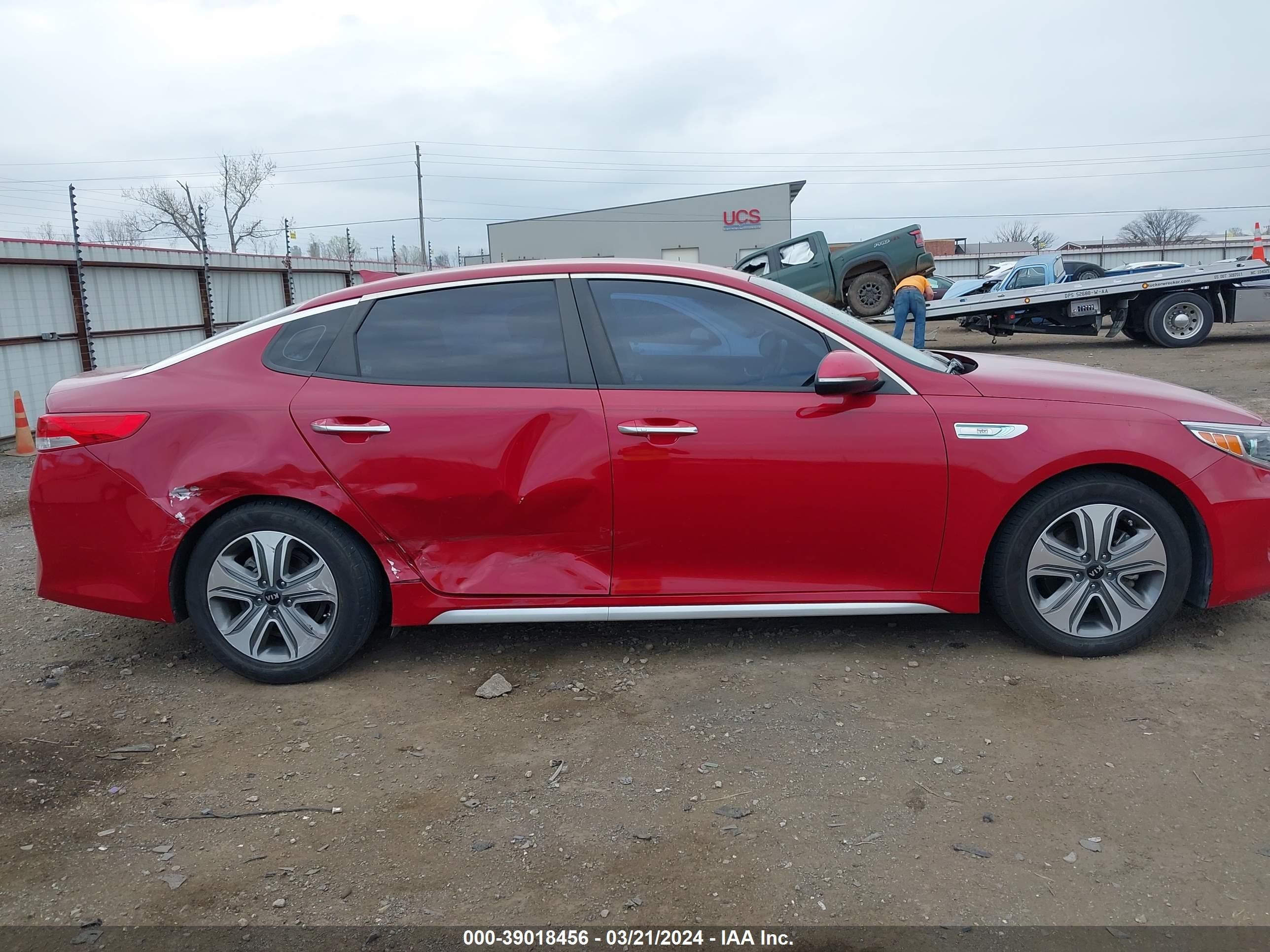 Photo 12 VIN: KNAGU4LC5H5005206 - KIA OPTIMA 