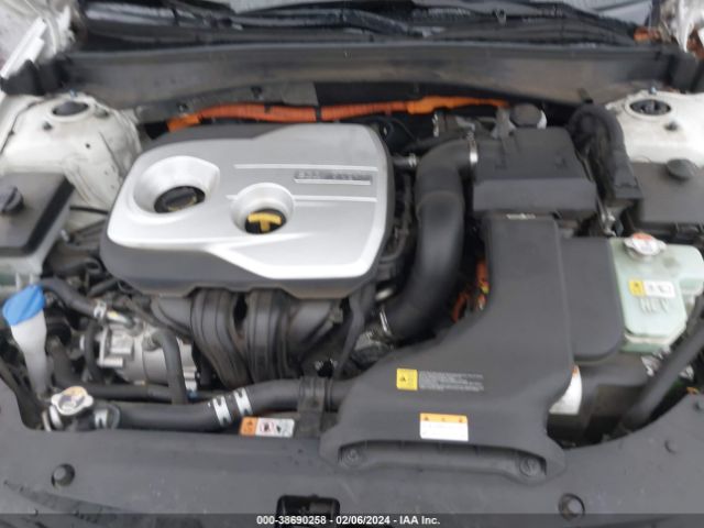 Photo 9 VIN: KNAGV4LD7L5036987 - KIA OPTIMA PLUG-IN HYBRID 