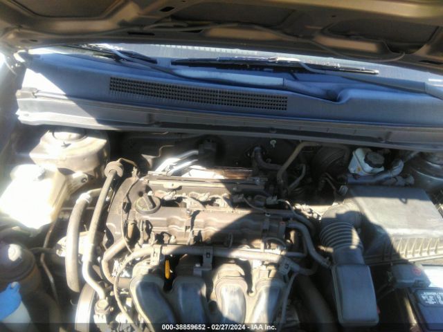 Photo 9 VIN: KNAHG8C84A7299898 - KIA RONDO 