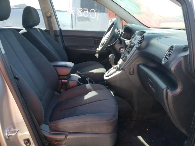 Photo 4 VIN: KNAHG8C90A7302983 - KIA RONDO LX 