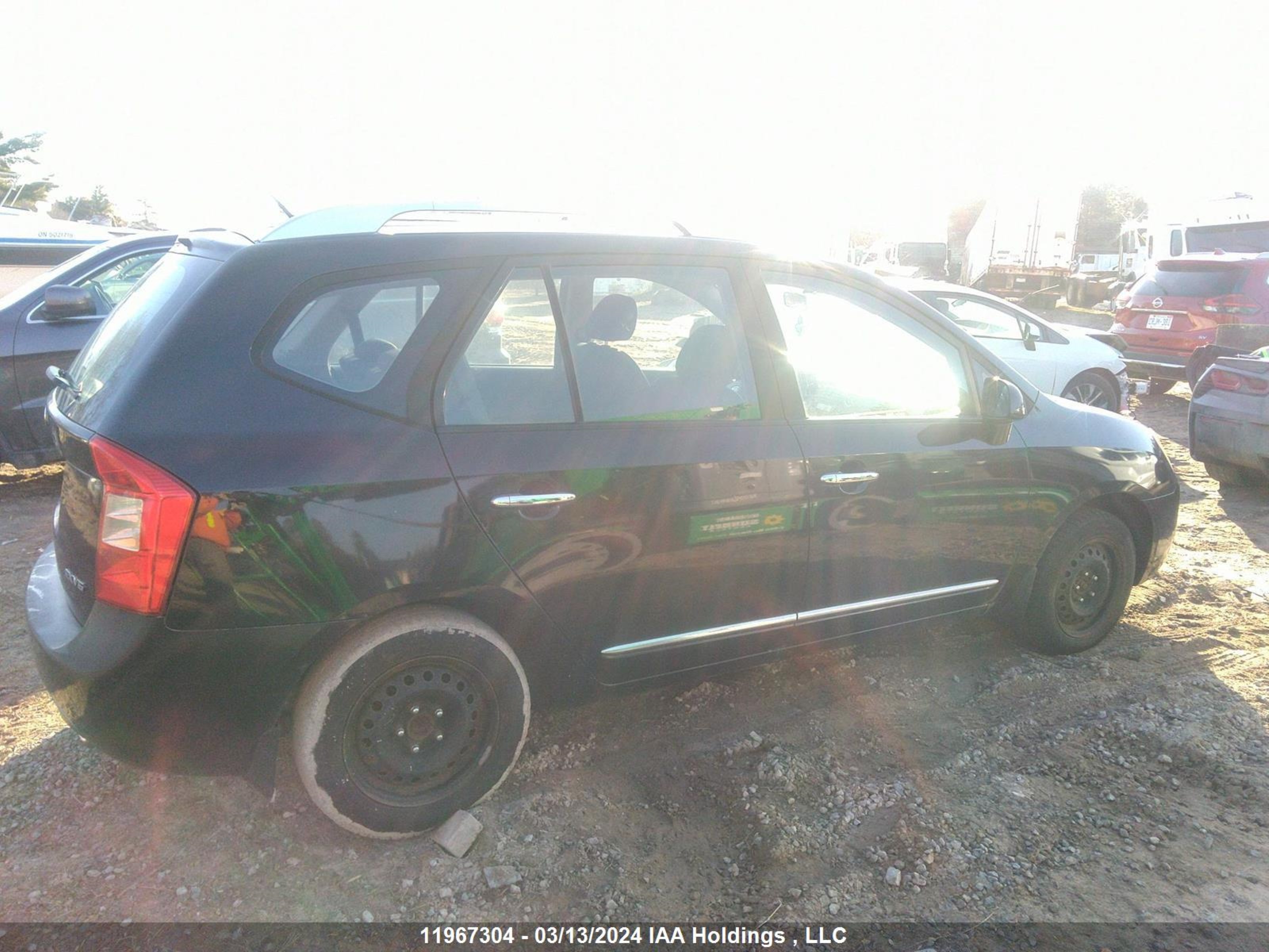 Photo 13 VIN: KNAHH8A63C7412712 - KIA RONDO 