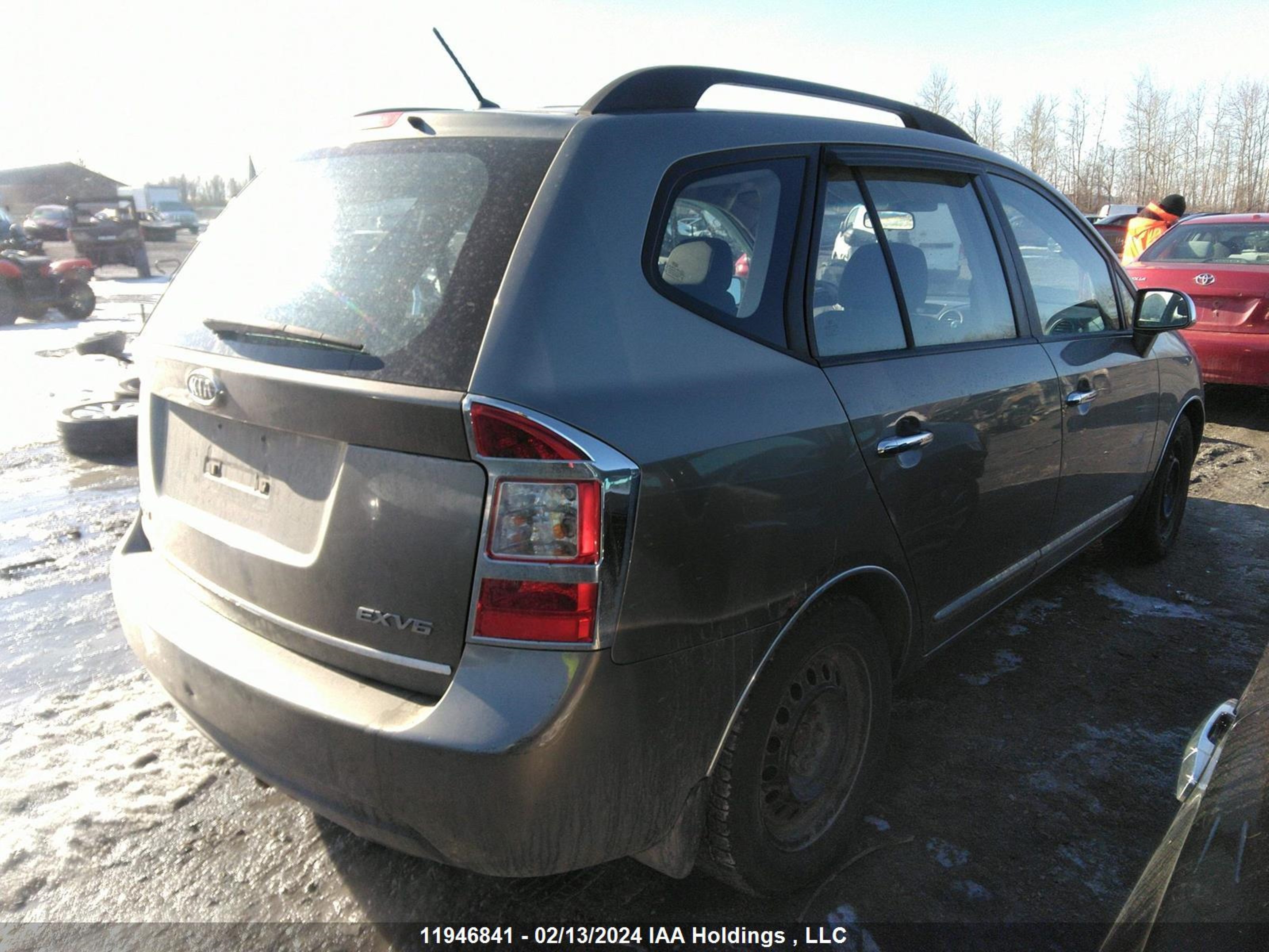 Photo 3 VIN: KNAHH8A65A7313080 - KIA RONDO 