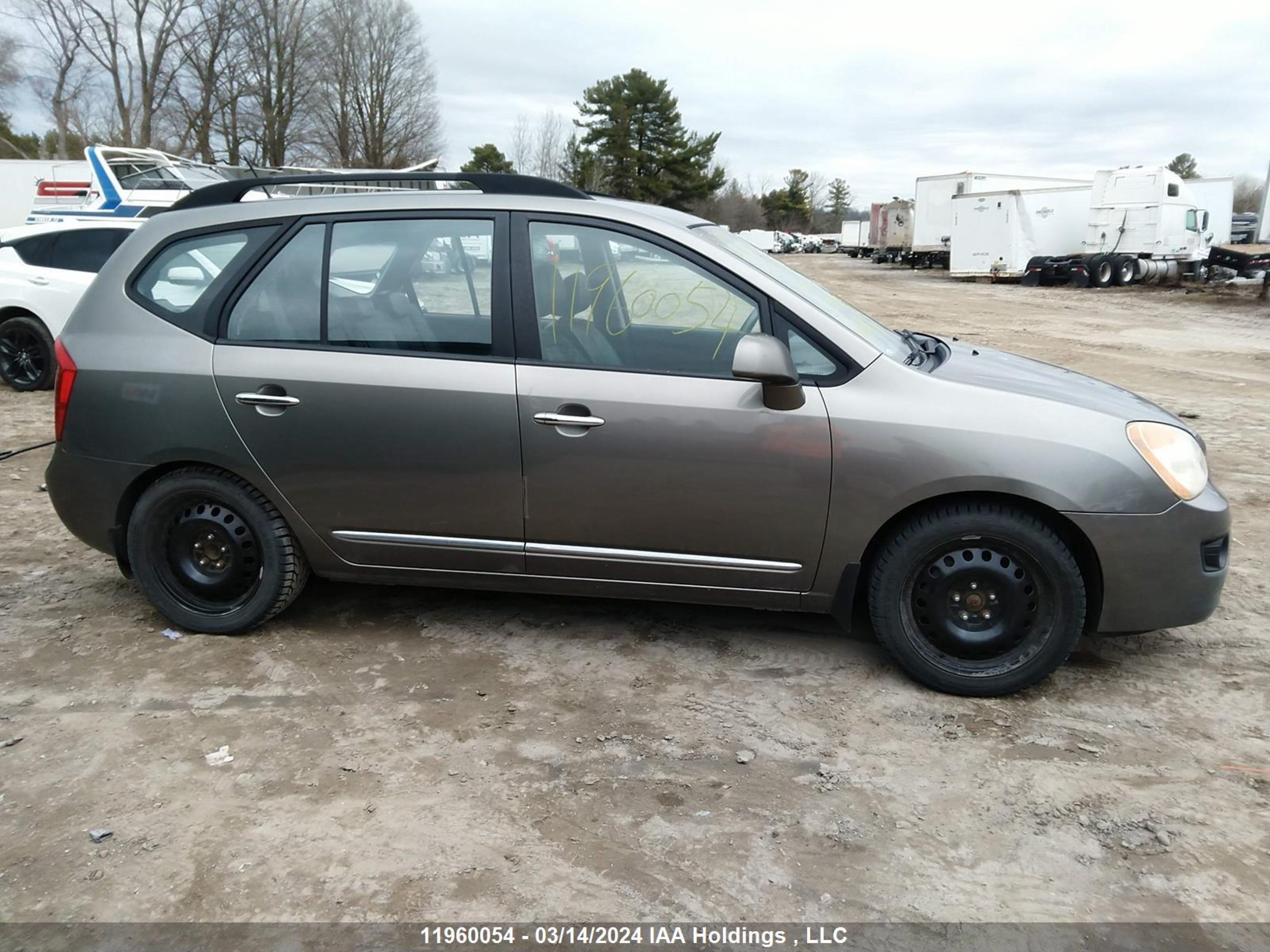 Photo 12 VIN: KNAHH8C65A7309222 - KIA RONDO 