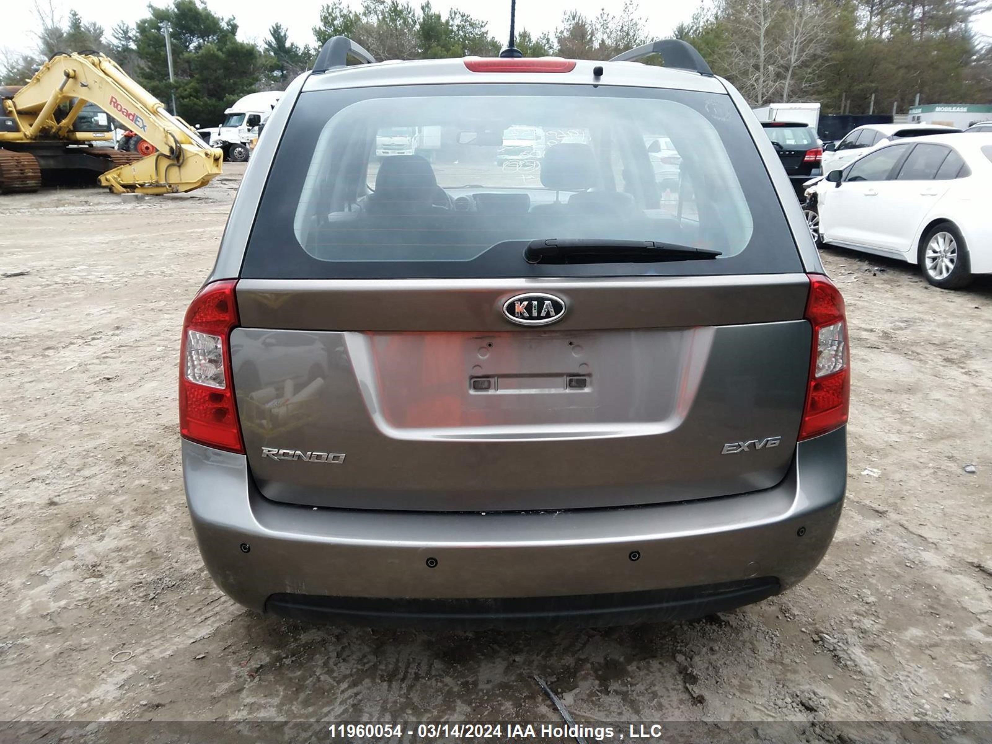 Photo 15 VIN: KNAHH8C65A7309222 - KIA RONDO 