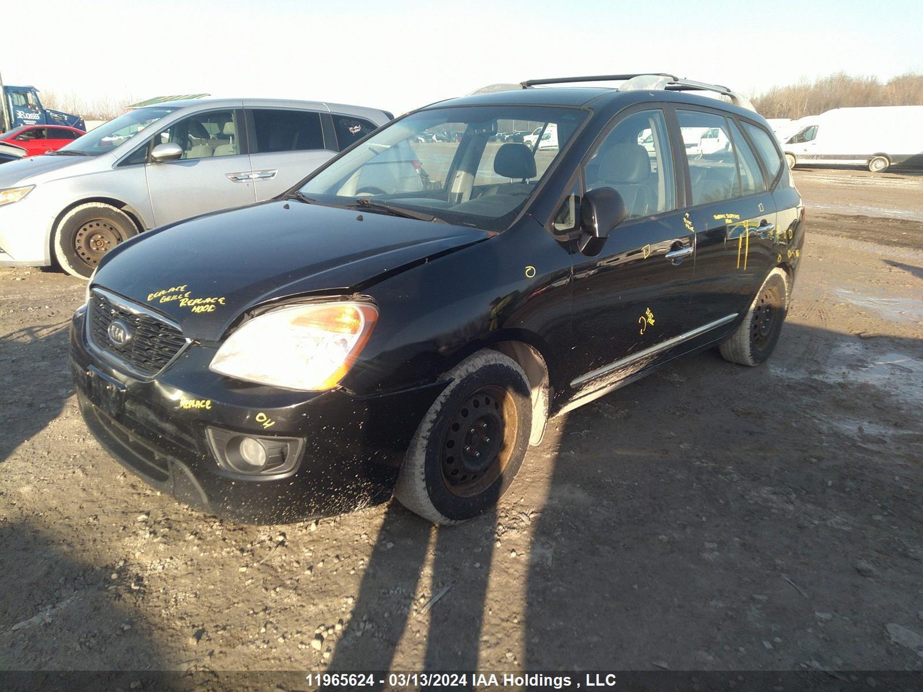 Photo 1 VIN: KNAHH8C69B7360241 - KIA RONDO 